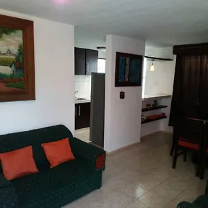 https://casa-holly-caucel.hotelsmerida.org
